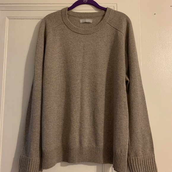 Everlane Cashmere Sweater - Picture 2 of 3